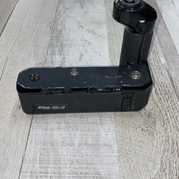 Nikon MD-12 drive - Picture 2 of 5